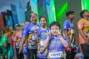 BIB: 200, 13045
                            <button type="button" onclick="openModal(28629334)" class="btn btn-primary btn-sm float-right btn-popup" data-toggle="modal" data-target=".modal-high-quality">
                        <i class="fas fa-shopping-cart"></i> Add to Cart
                    </button>
                                            <button type="button" onclick="isThisMe(28629334, true)" class="btn btn-success btn-sm float-right btn-popup btn-isme hidden" data-toggle="tooltip" data-placement="bottom" title="นี่คือรูปของคุณใช่ไหม คลิกที่นี่เพื่อเอาเข้าอัลบั้ม">
                        <i class="fas fa-plus"></i> Add to album
                    </button>
                    <button type="button" onclick="isThisMe(28629334, false)" class="btn btn-warning btn-sm float-right btn-popup btn-isnotme hidden">
                        <i class="fas fa-ban"></i> Remove from album
                    </button>